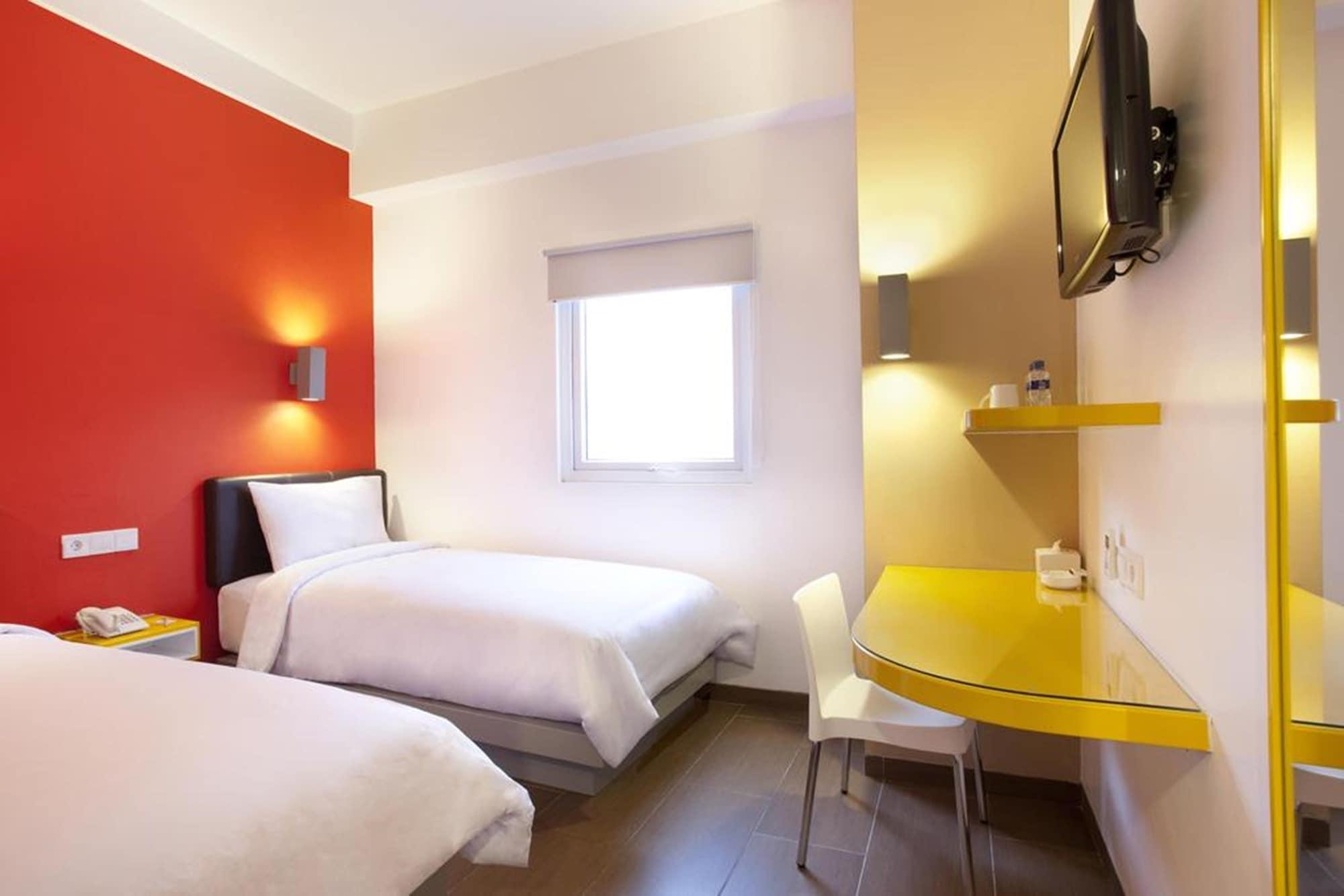 Amaris Hotel Cihampelas Bandung Kamer foto