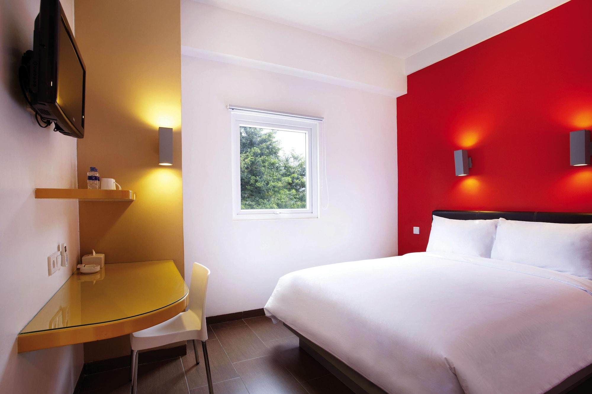 Amaris Hotel Cihampelas Bandung Kamer foto