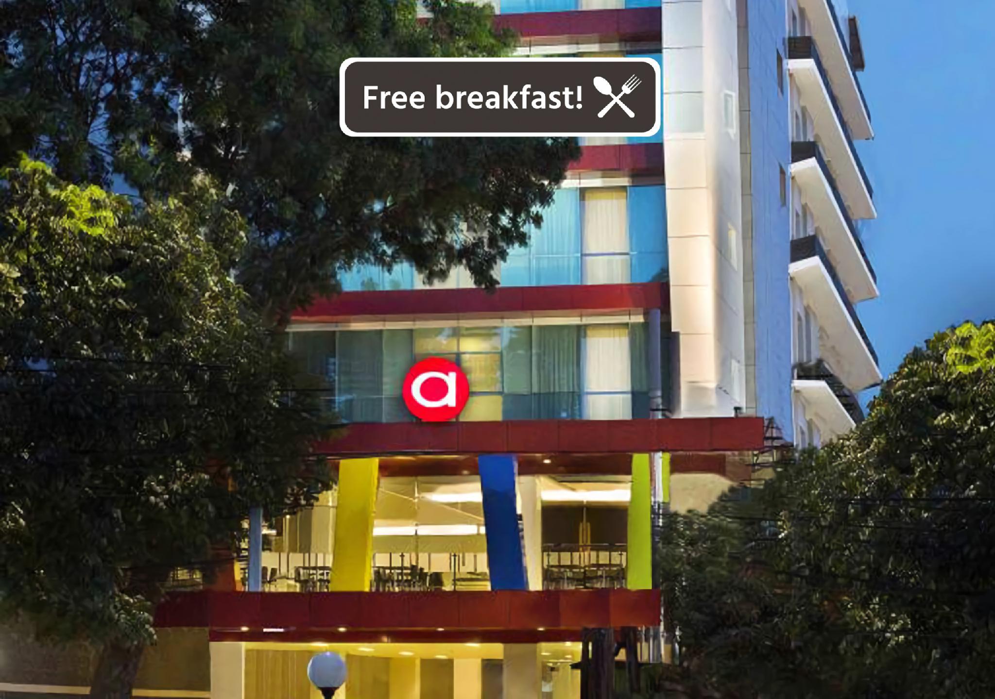 Amaris Hotel Cihampelas Bandung Buitenkant foto