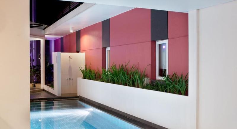 Amaris Hotel Cihampelas Bandung Buitenkant foto